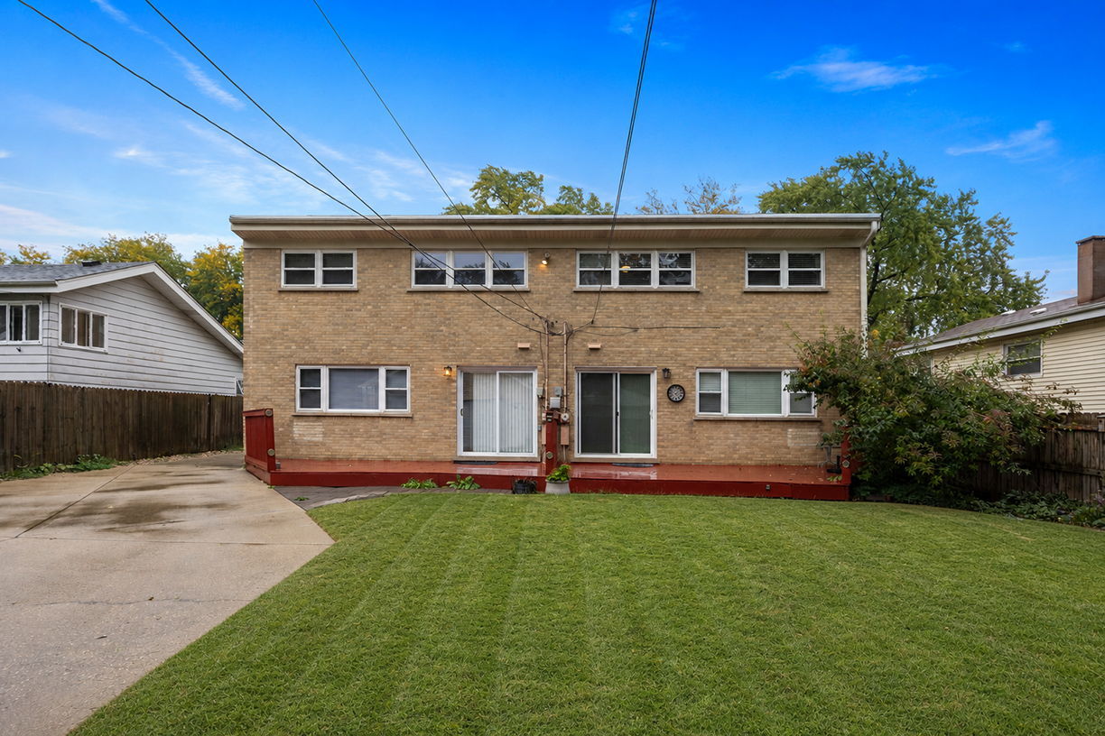 452 North Addison Road Villa Park, IL 60181 - Photo 16 of 22 Gallery Image 16