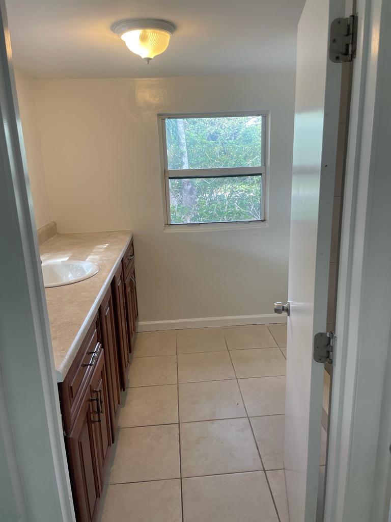 4805 Belle Road Lake Worth, FL 33461 - Photo 6 of 11 image_123650291 (37)