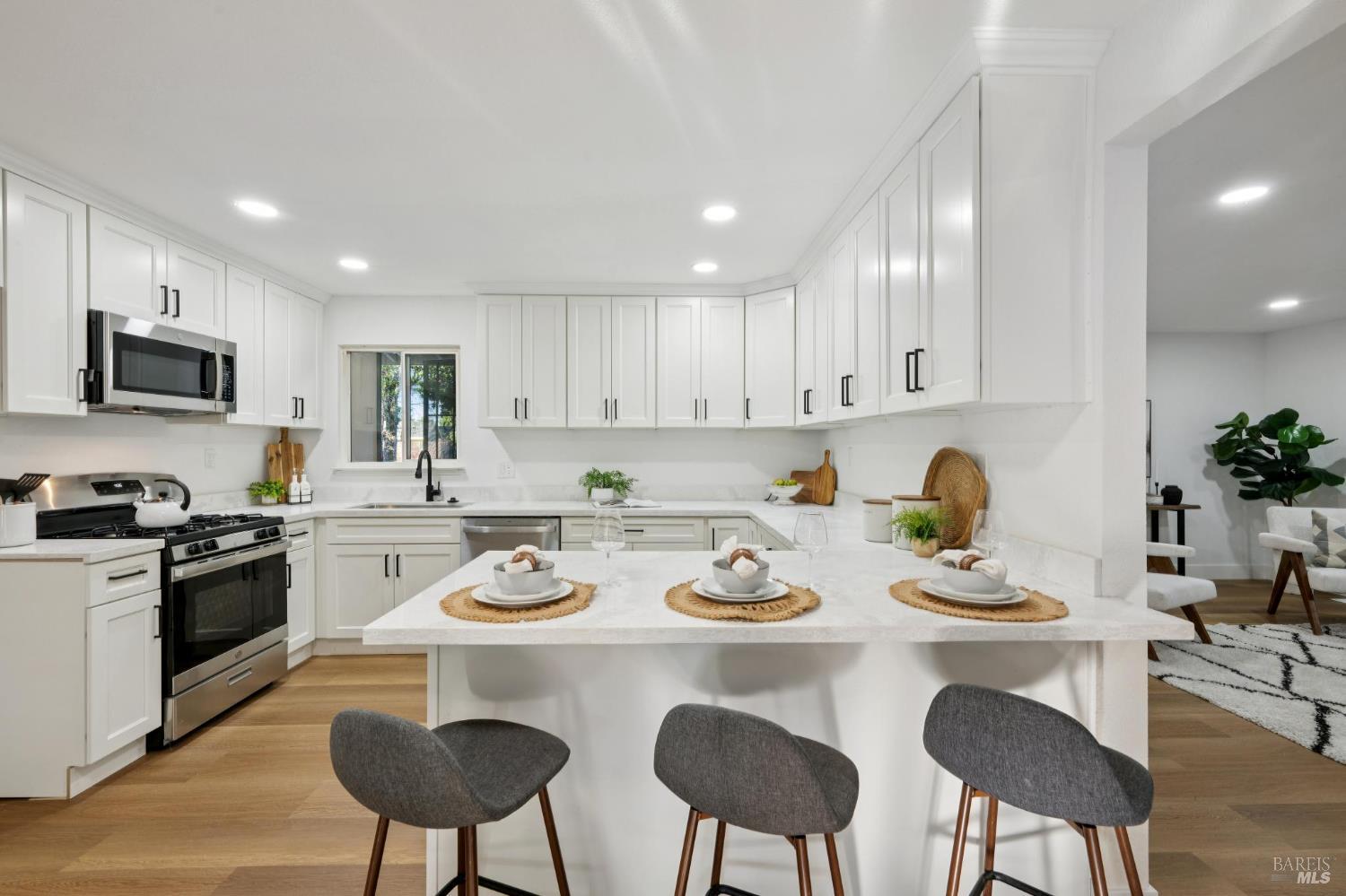 1728 Ensenada Court Santa Rosa, CA 95401 - Photo 15 of 66