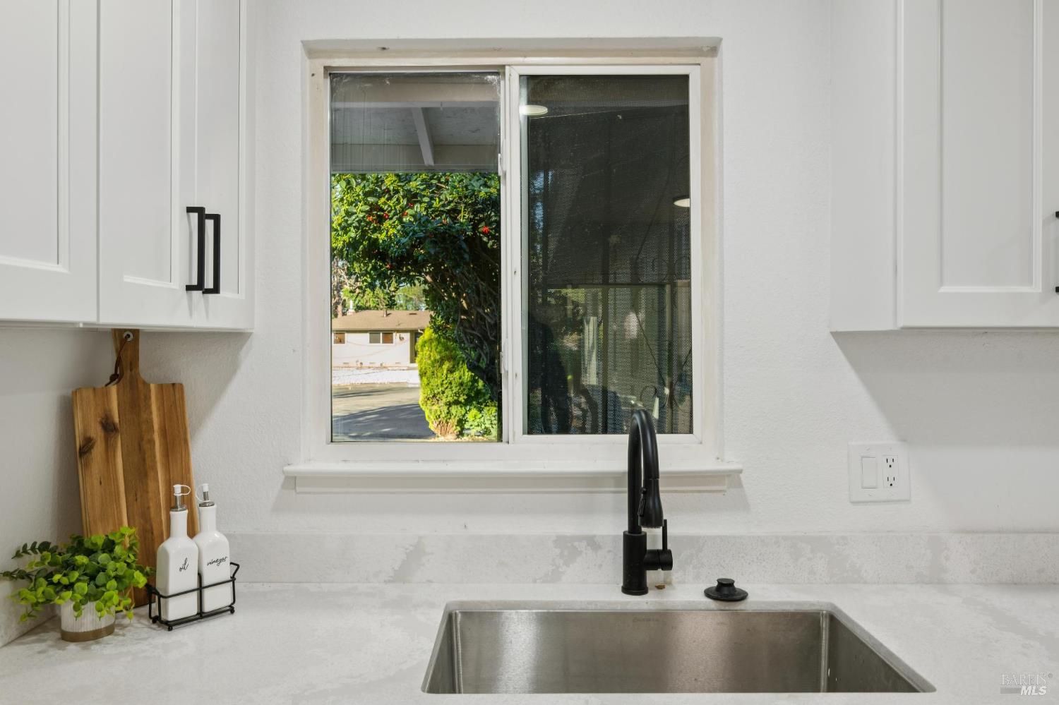 1728 Ensenada Court Santa Rosa, CA 95401 - Photo 17 of 66