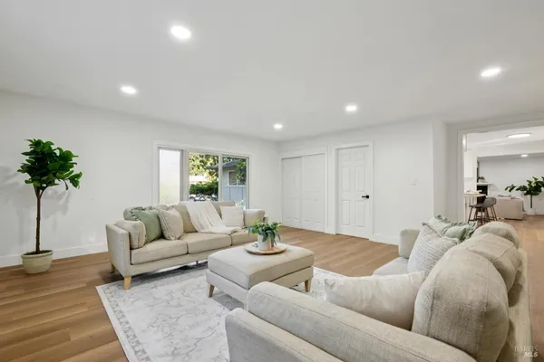 $725,000 | 1728 Ensenada Court, Santa Rosa, CA 95401