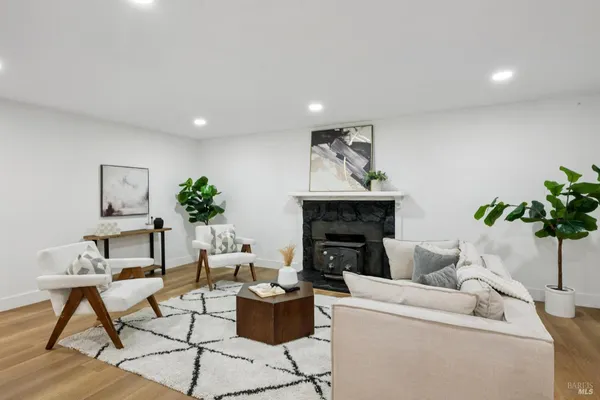$725,000 | 1728 Ensenada Court, Santa Rosa, CA 95401
