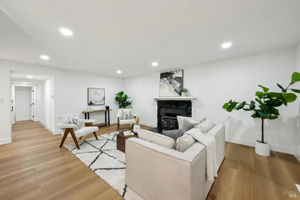 $725,000 | 1728 Ensenada Court, Santa Rosa, CA 95401