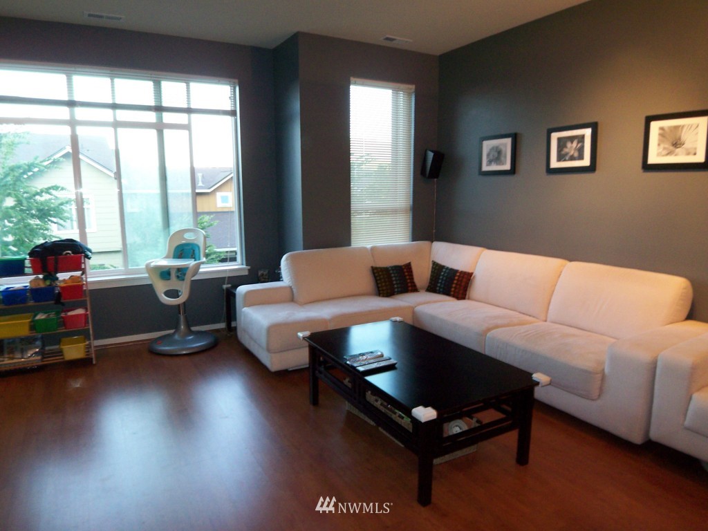 107 Cougar Ridge Road Northwest Issaquah, WA 98027 - Photo 1 of 1 Gallery Image 1
