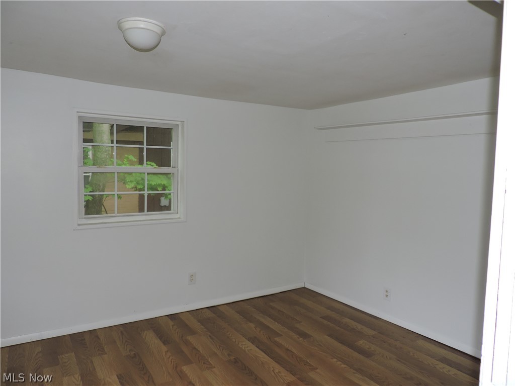 24208 Bruce Road Bay Village, OH 44140 - Photo 20 of 32