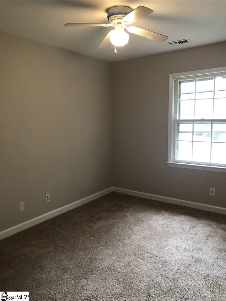 1438 H Dover Road Spartanburg, SC 29301 - Photo 6 of 16 Gallery Image 6
