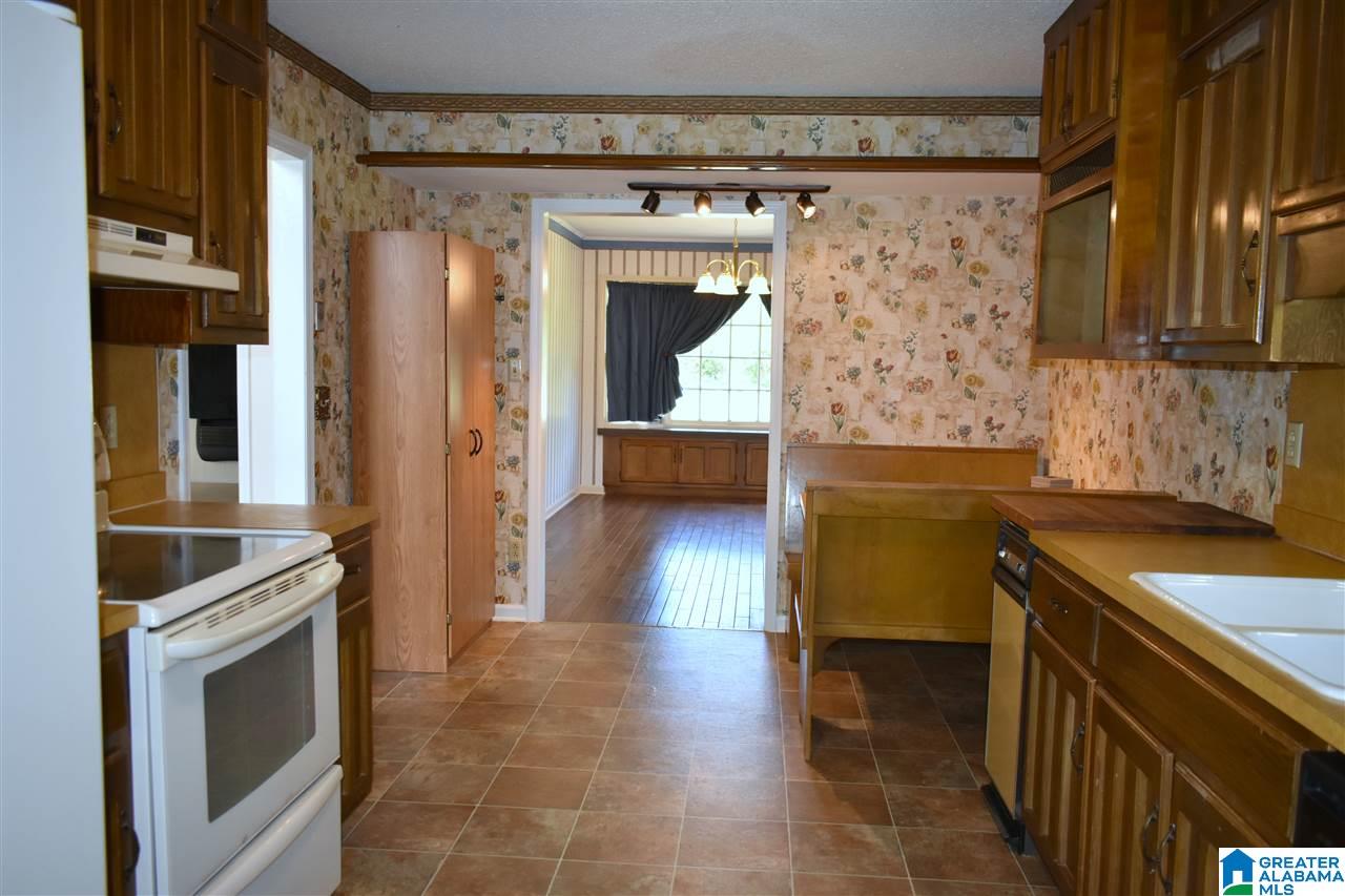 5660 Old Springville Road Northeast Pinson, AL 35126 - Photo 7 of 23