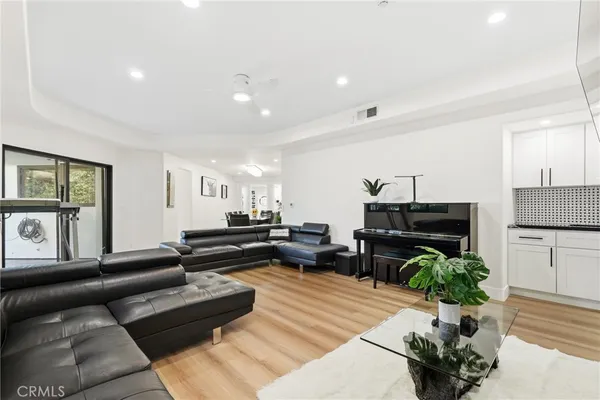 $5,999,888 | 12912 View Ridge Drive, Santa Ana, CA 92705