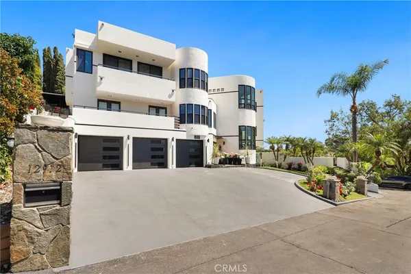 $5,999,888 | 12912 View Ridge Drive, Santa Ana, CA 92705