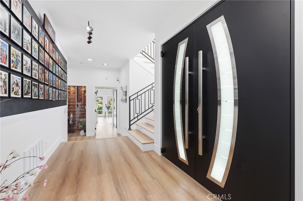 12912 View Ridge Drive Santa Ana, CA 92705 - Photo 7 of 74