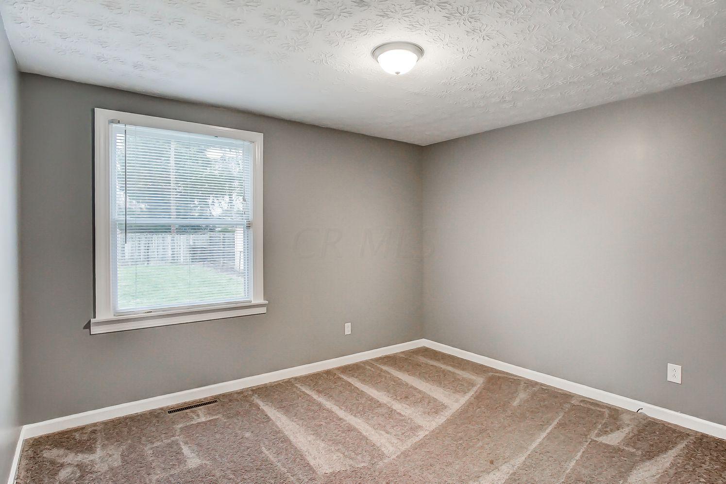 2919 Olivette Road Columbus, OH 43232 - Photo 15 of 31 Gallery Image 15