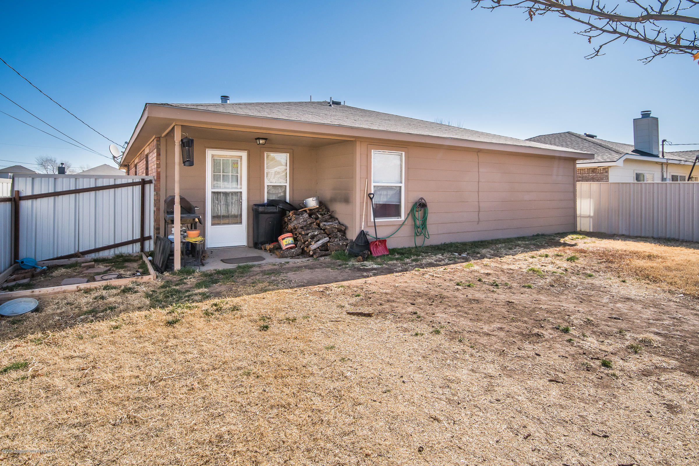 4812 Capulin Lane Amarillo, TX 79110 - Photo 19 of 20 a view of a house with backyard