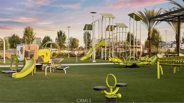 $877,990 | 1770 East Park Lane, Unit 24, Anaheim, CA 92805