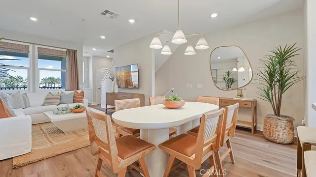 $877,990 | 1770 East Park Lane, Unit 24, Anaheim, CA 92805