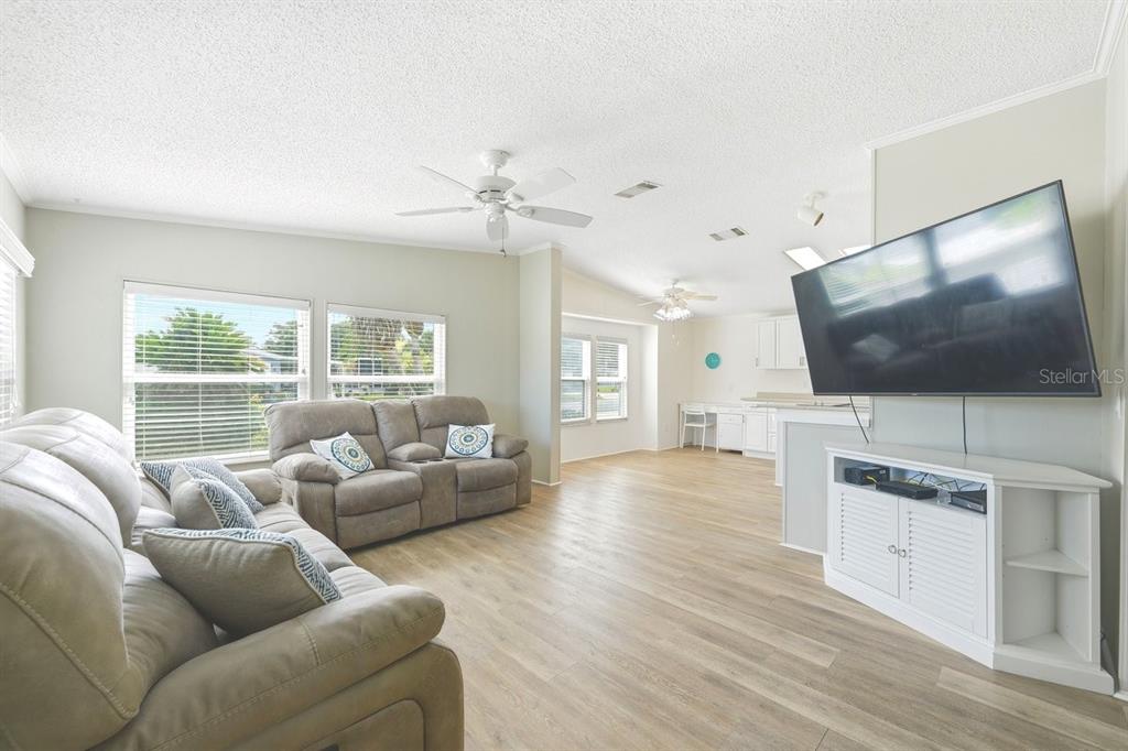 304 Portside Lane Edgewater, FL 32141 - Photo 29 of 70