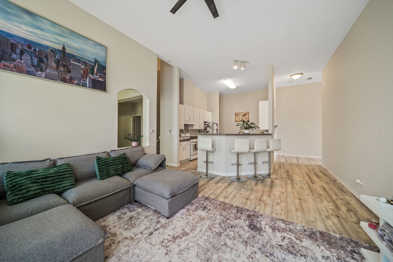 8132 Concord Lane, Unit E Justice, IL 60458 - Photo 5 of 50