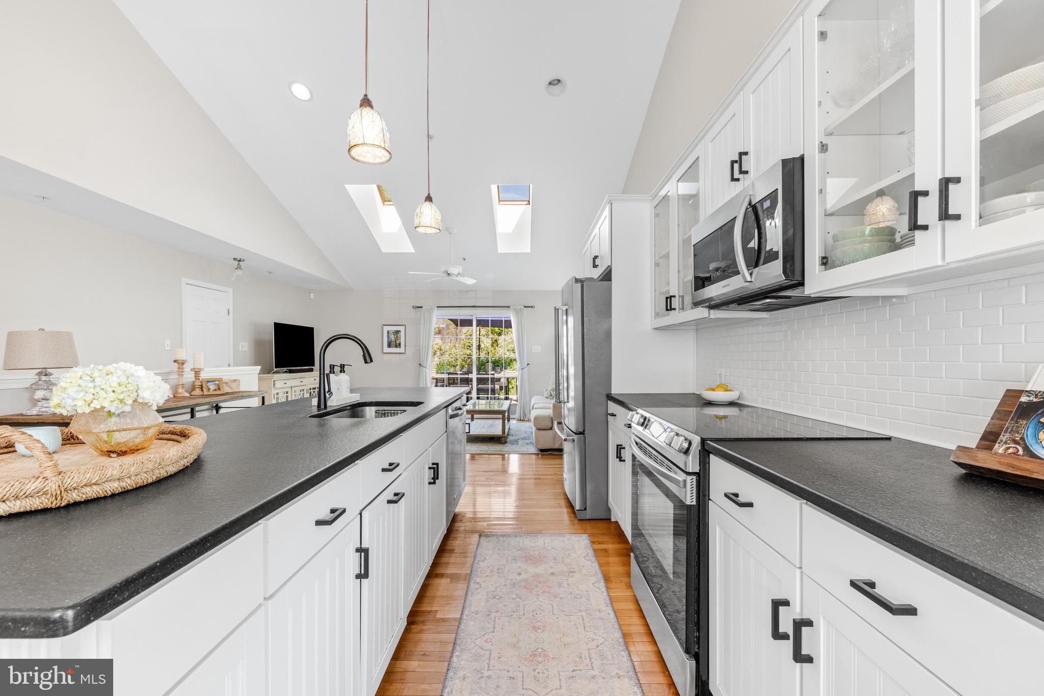 129 Gibson Road Annapolis, MD 21401 - Photo 14 of 67