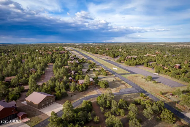 $1,400,000 | 2872 Chandelle Lane, Overgaard, AZ 85933