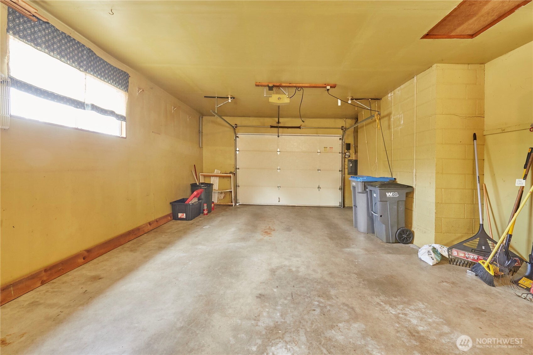 2903 Rozewood Drive Northeast Bremerton, WA 98310 - Photo 22 of 27