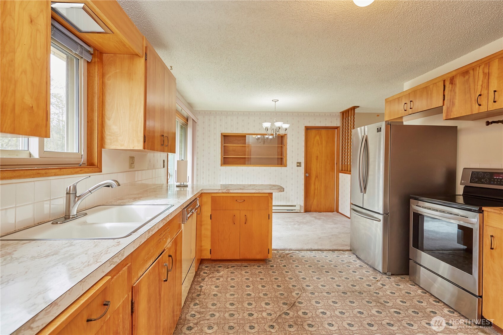 2903 Rozewood Drive Northeast Bremerton, WA 98310 - Photo 8 of 27