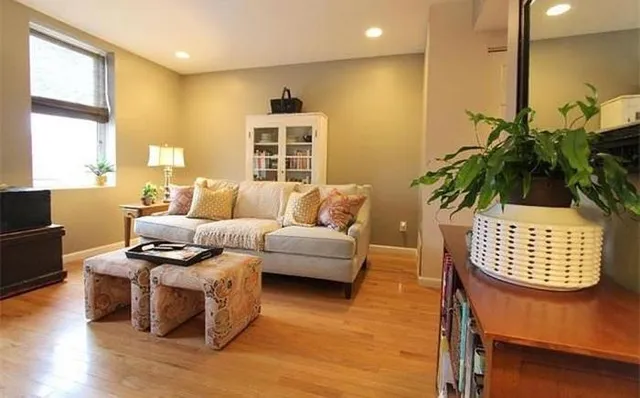 $175,000 | 706 Soulard Street, Unit 706A, St. Louis, MO 63104