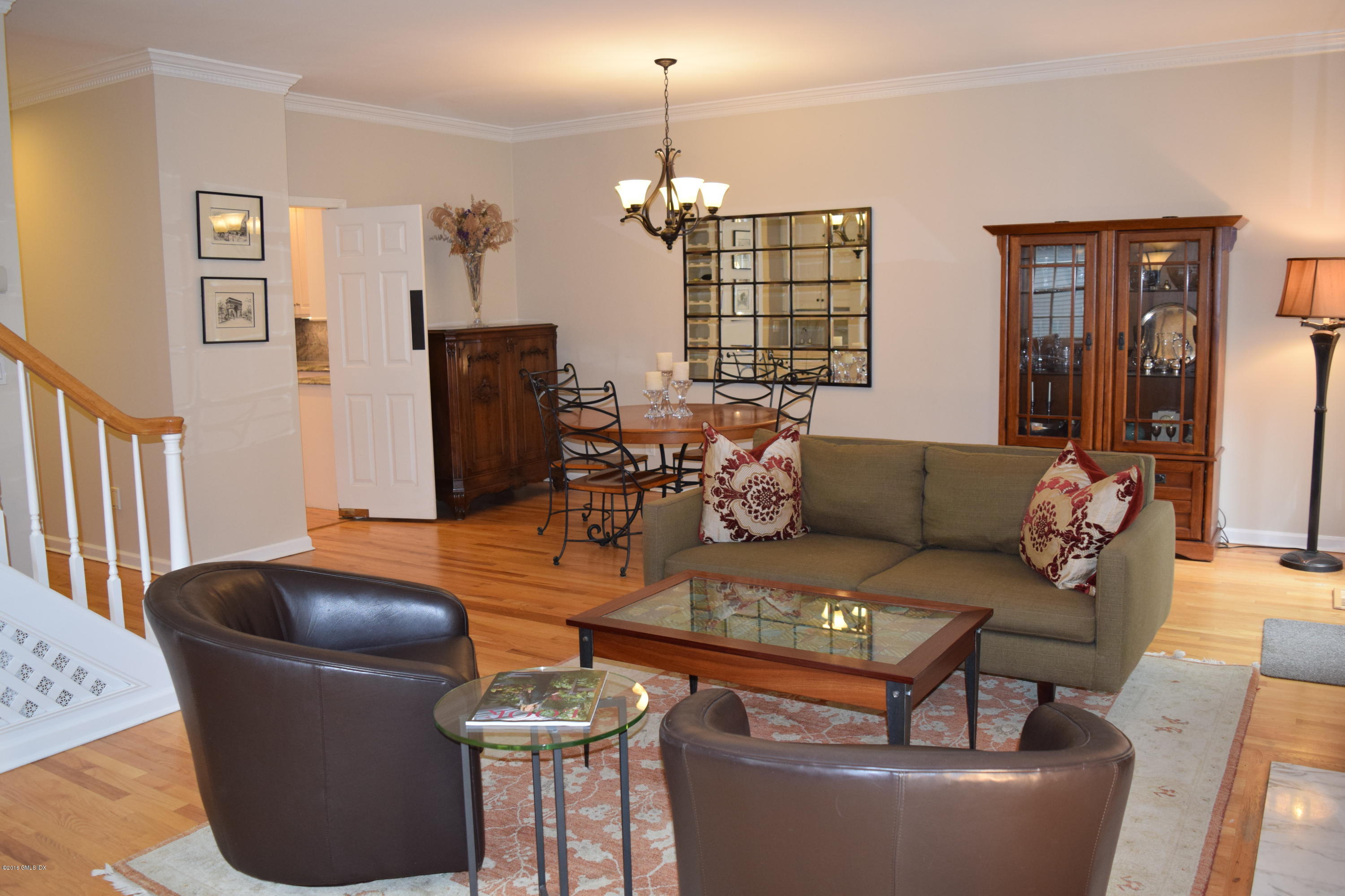 28 Home Place, Unit B2 Greenwich, CT 06830 - Photo 4 of 15 a living room with furniture and a window