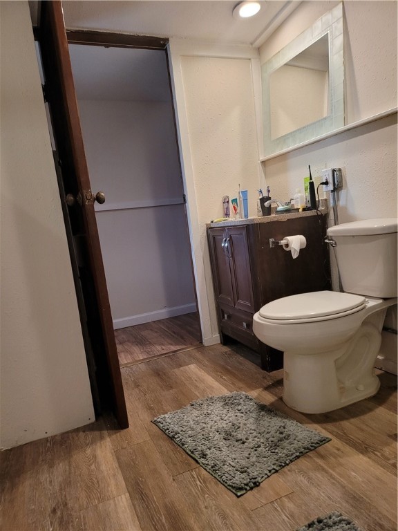 125 Harbor Circle Mathis, TX 78368 - Photo 8 of 12 a bathroom with a sink and a toilet