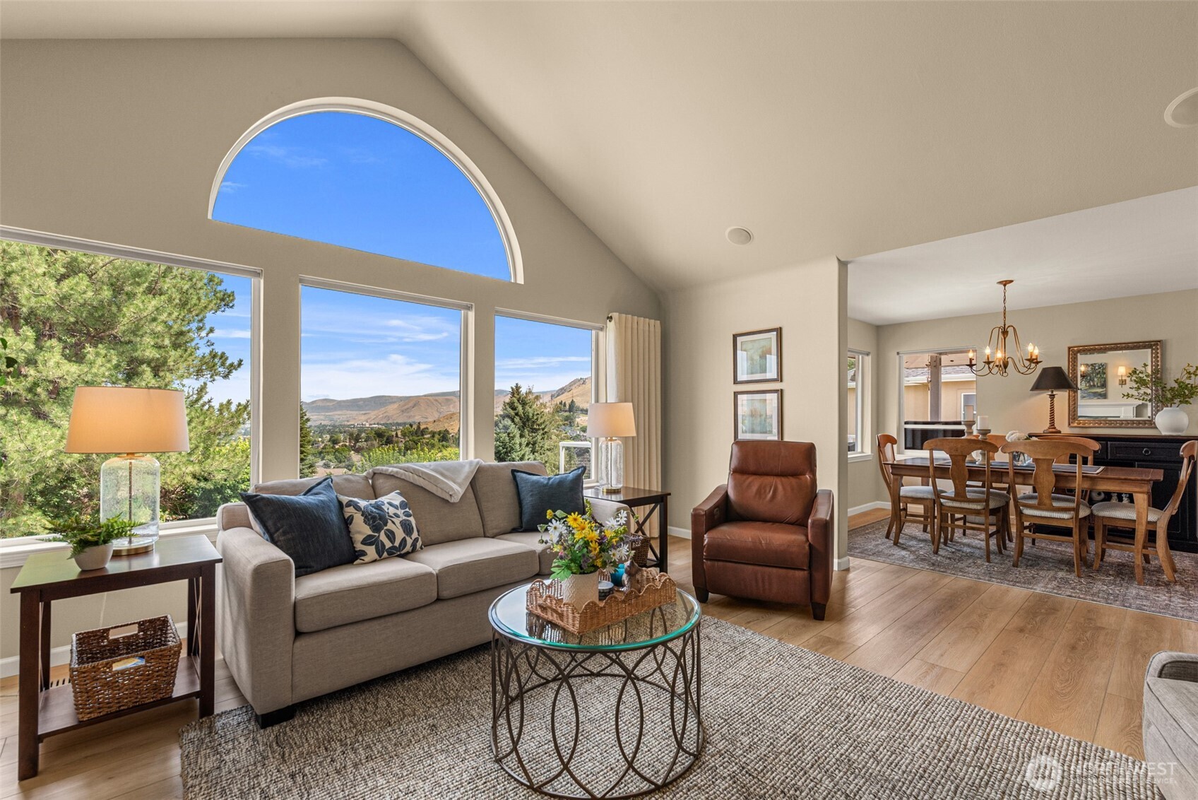 507 Day Road North Wenatchee, WA 98801 - Photo 7 of 40