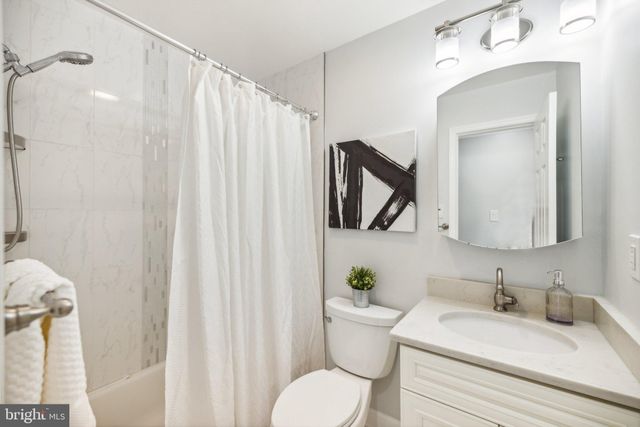 $930,000 | 11801 Charen Lane, Potomac, MD 20854