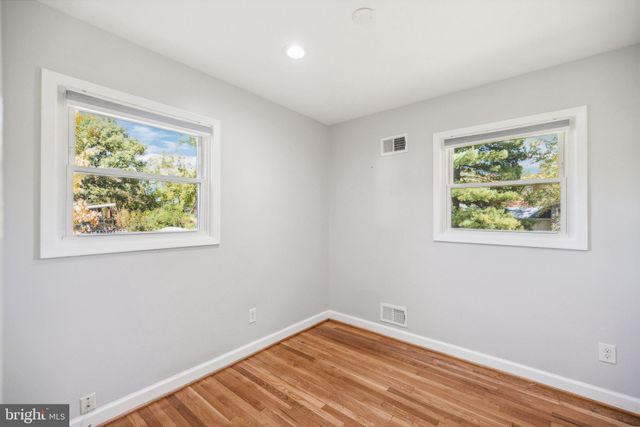 $930,000 | 11801 Charen Lane, Potomac, MD 20854