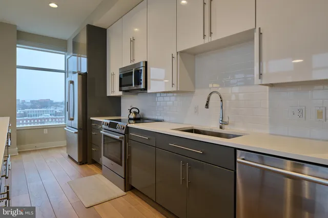 $1,070,000 | 217 West Beaver Avenue, Unit 1008, State College, PA 16801