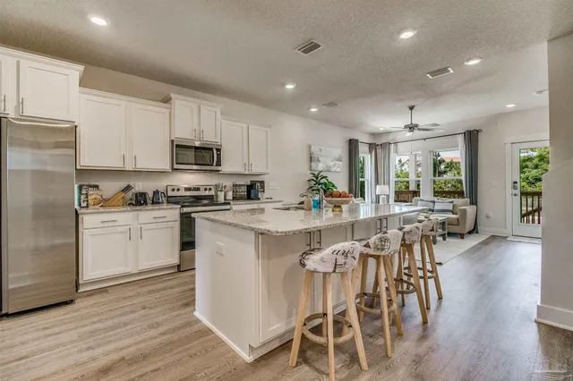 $2,999 | 14358 Gardenglen Drive, Pensacola, FL 32507