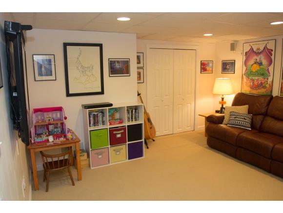 5 Preston Field Road, Unit 5 Nashua, NH 03064 - Photo 32 of 36 Gallery Image 32