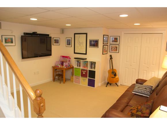 5 Preston Field Road, Unit 5 Nashua, NH 03064 - Photo 33 of 36 Gallery Image 33
