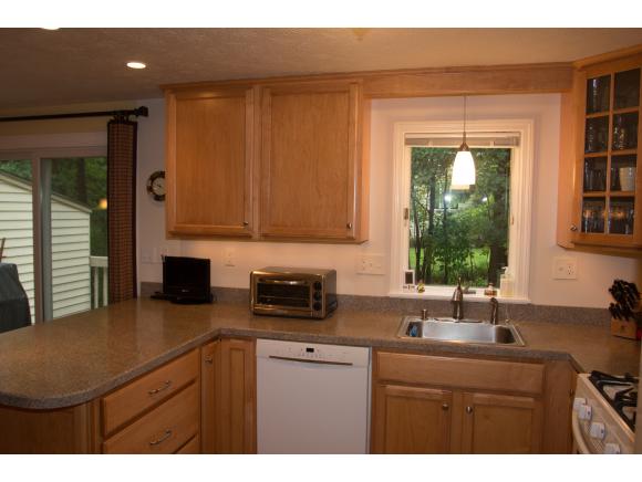 5 Preston Field Road, Unit 5 Nashua, NH 03064 - Photo 5 of 36 Gallery Image 5
