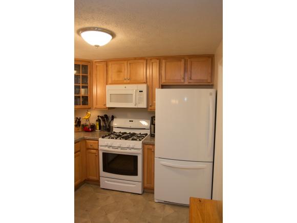 5 Preston Field Road, Unit 5 Nashua, NH 03064 - Photo 6 of 36 Gallery Image 6