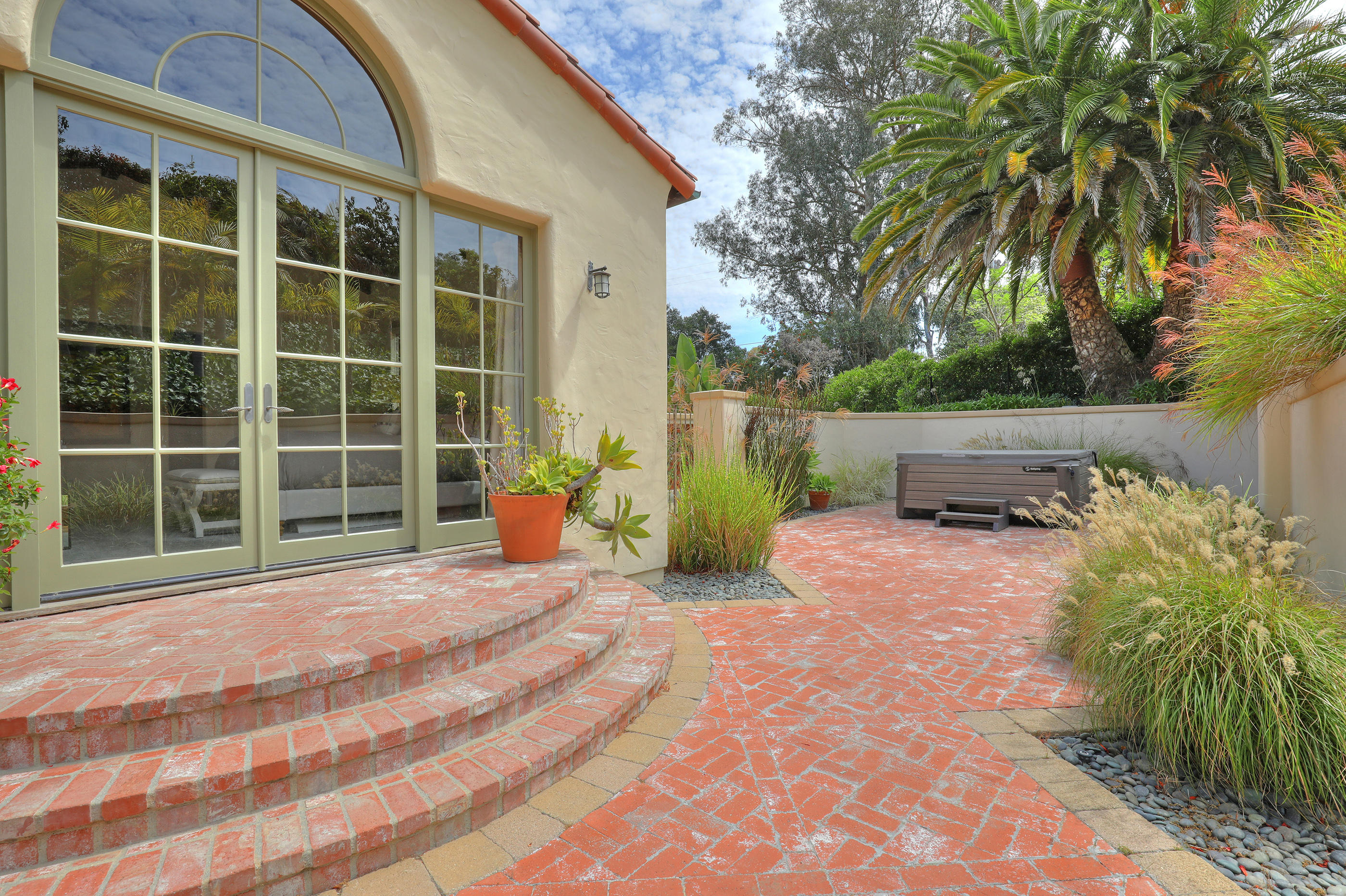405 Via Hierba Santa Barbara, CA 93110 - Photo 40 of 41 Master Patio