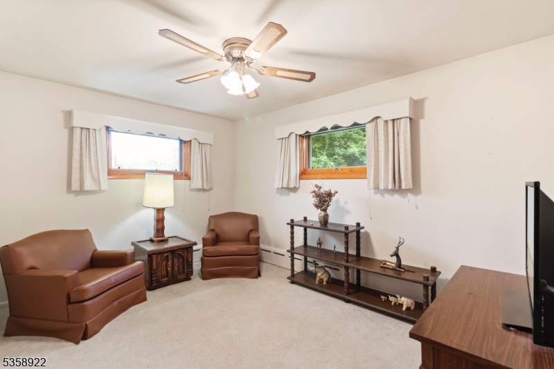 35 Hillside Avenue Netcong, NJ 07857 - Photo 17 of 41 a living room with furniture