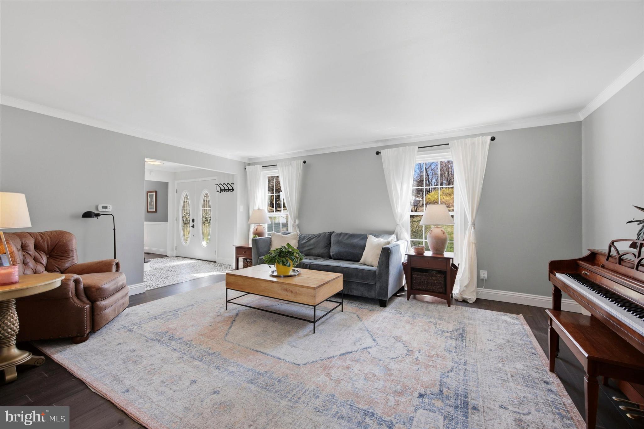 1 Country Village Way Media, PA 19063 - Photo 20 of 50 a living room with furniture wooden floor and a lamp