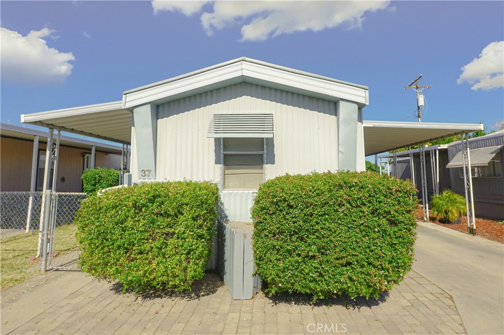 2020 Ashby, Unit 37 Merced, CA 95348 - Photo 2 of 14