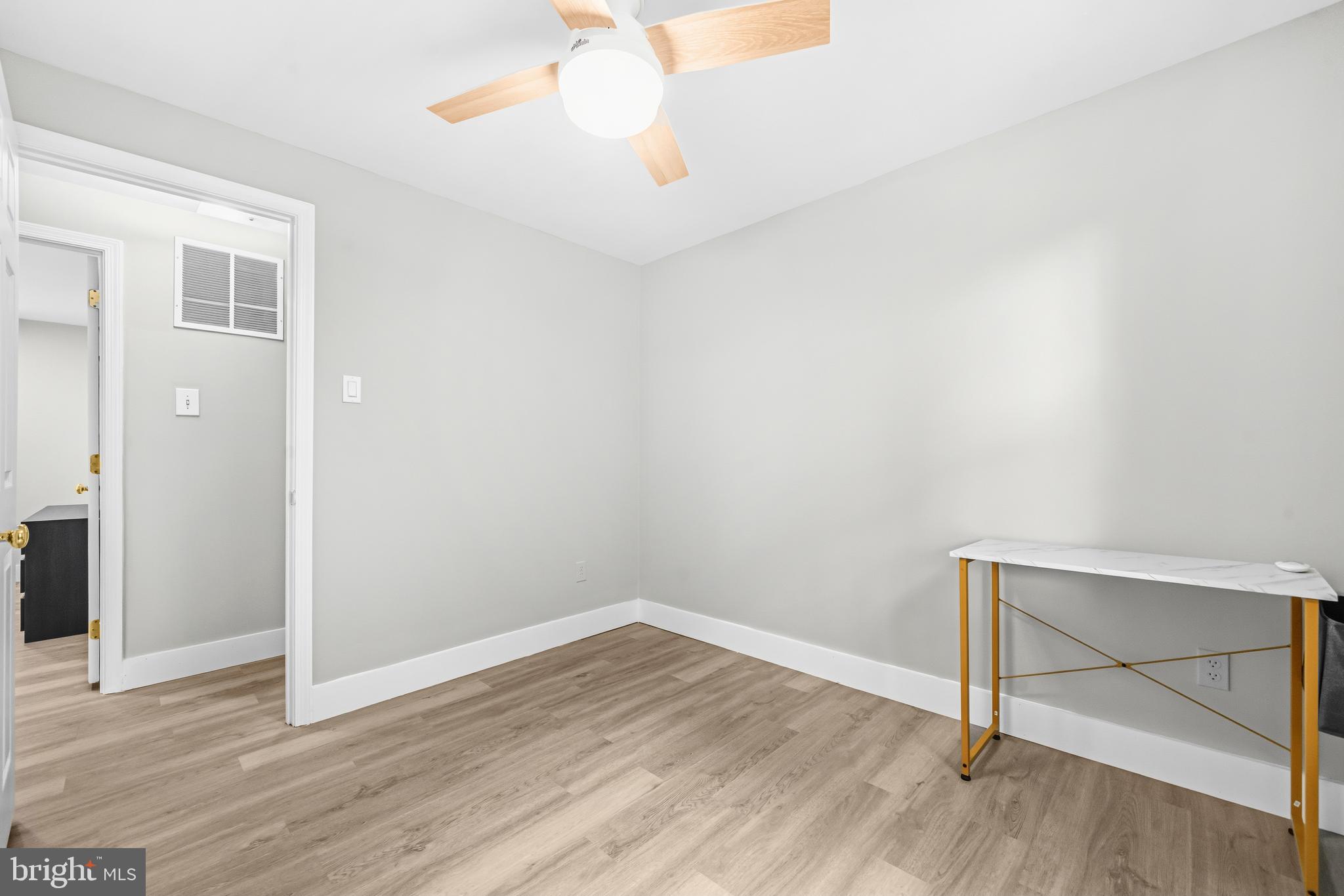 12670 Magna Carta Road Herndon, VA 20171 - Photo 24 of 56