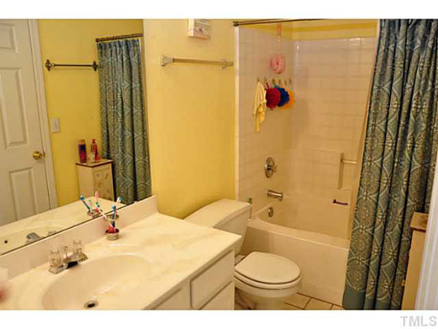 11037 Feather Grass Lane Raleigh, NC 27613 - Photo 14 of 24 Photo 14