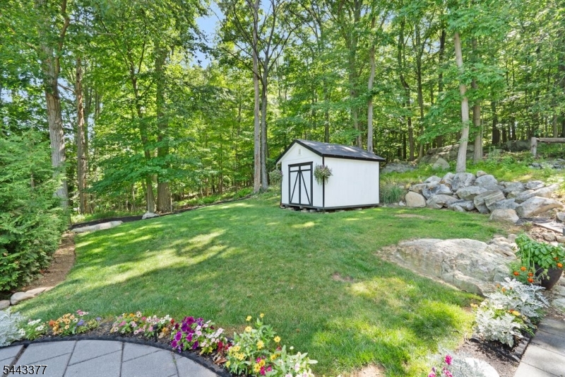 94 Castle Rock Road Lake Hopatcong, NJ 07849 - Photo 27 of 41