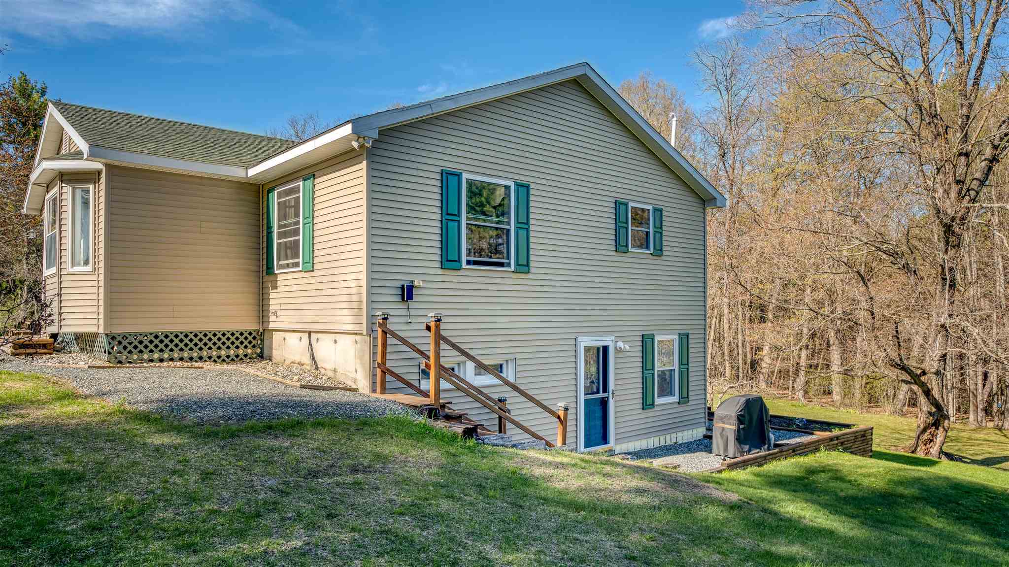 12 Sun Valley Road Hartland, VT 05048 - Photo 23 of 39