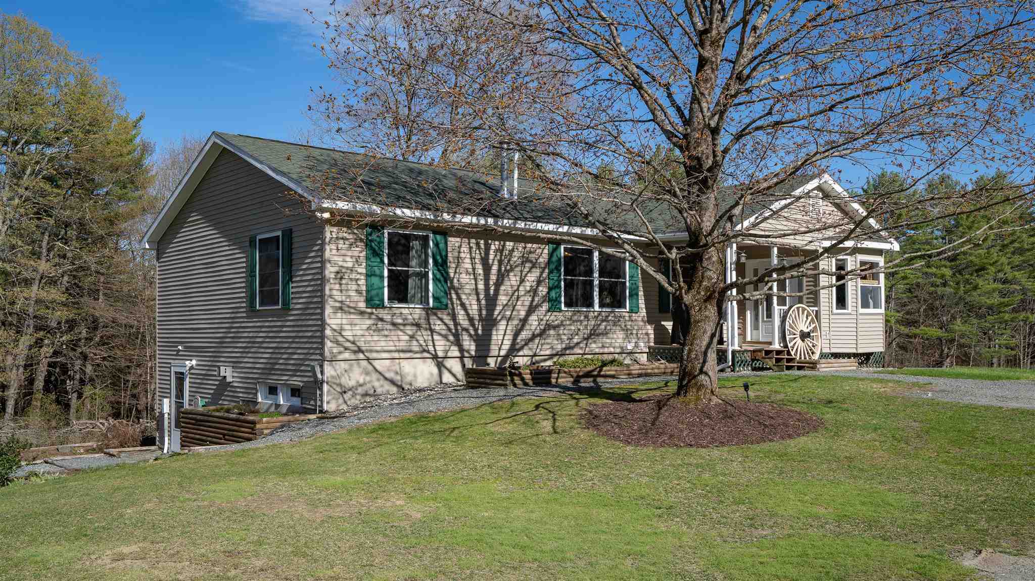 12 Sun Valley Road Hartland, VT 05048 - Photo 7 of 39