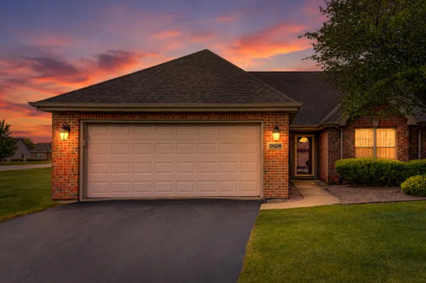 $330,000 | 2028 Wildwood Circle, Highland, IN 46322