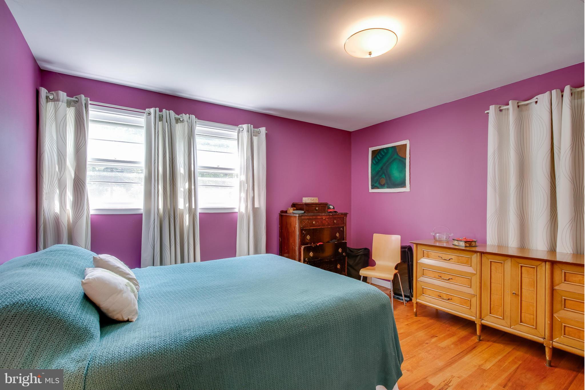 6721 Queens Road Alexandria, VA 22306 - Photo 24 of 29 Bedroom (Master)