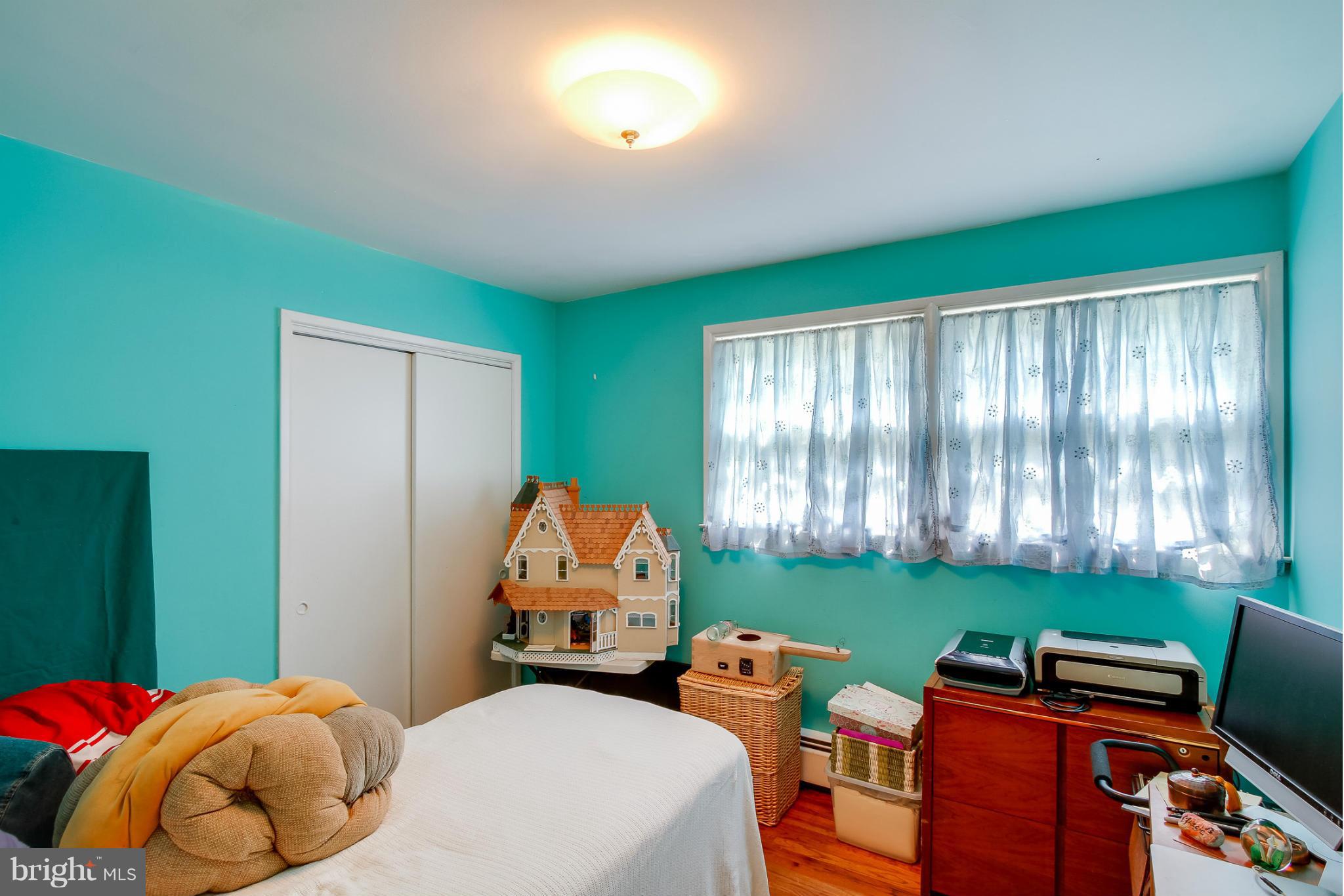 6721 Queens Road Alexandria, VA 22306 - Photo 29 of 29 Bedroom