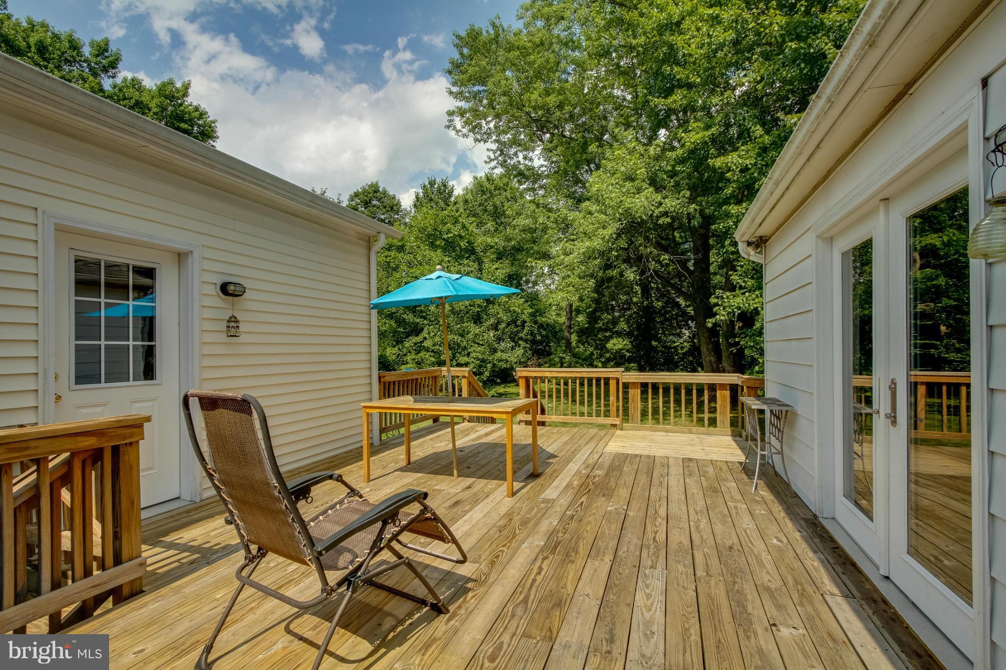 6721 Queens Road Alexandria, VA 22306 - Photo 8 of 29 Exterior (General)