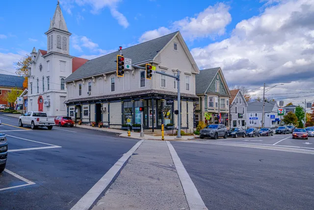 $650,000 | 69 State Street, Gorham, ME 04038